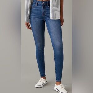 NWT AE Next Level High-Waisted Jegging!
